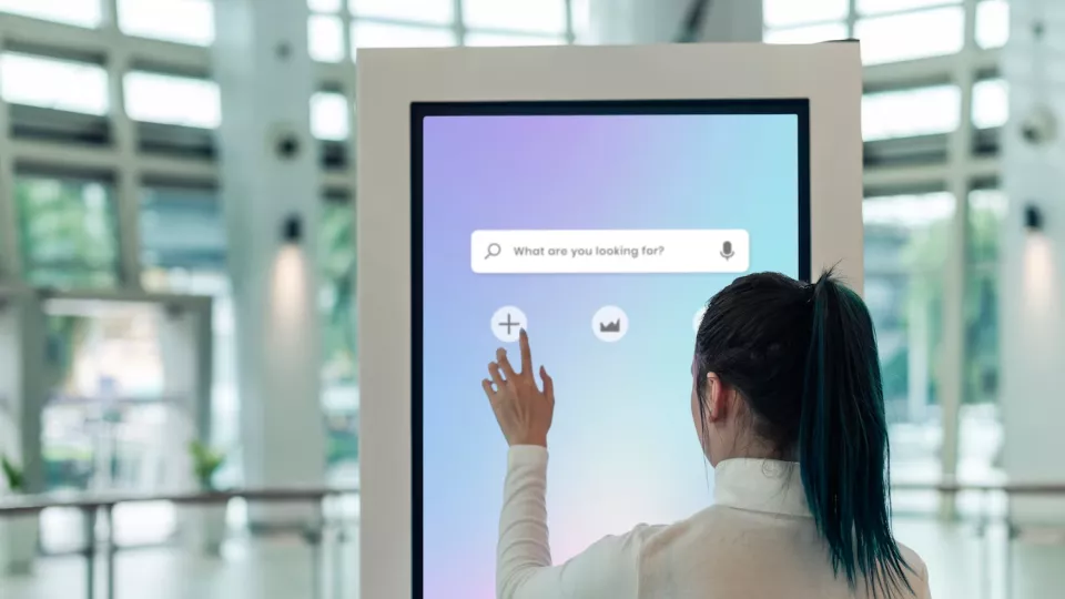 Digital Pixel Displays unveils cutting-edge surface capacitive touchscreen technology